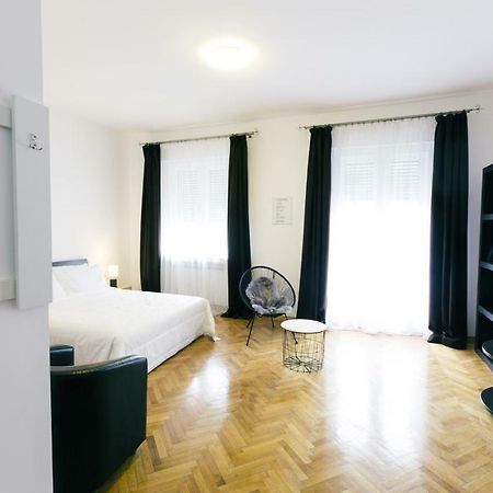 סיביו Street View Apartments מראה חיצוני תמונה