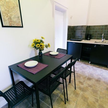 סיביו Street View Apartments מראה חיצוני תמונה